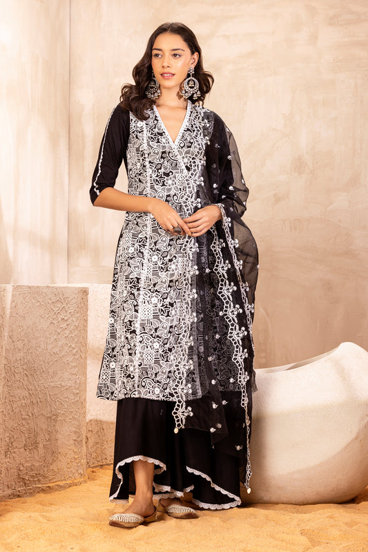 Black Wrap EMBROIDERED KURTA SET WITH ORGANZA DUPATTA