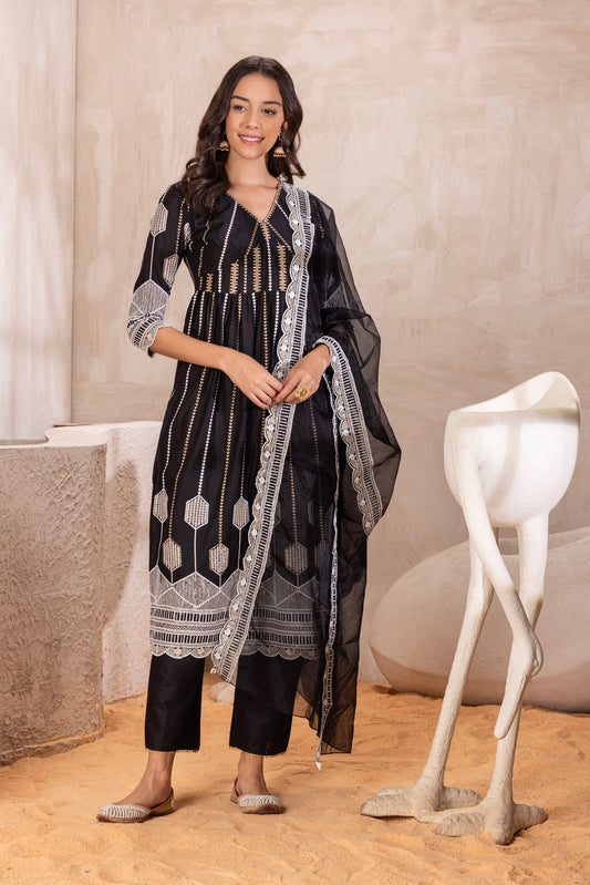 Black Crystal suit Set with Organza Dupatta