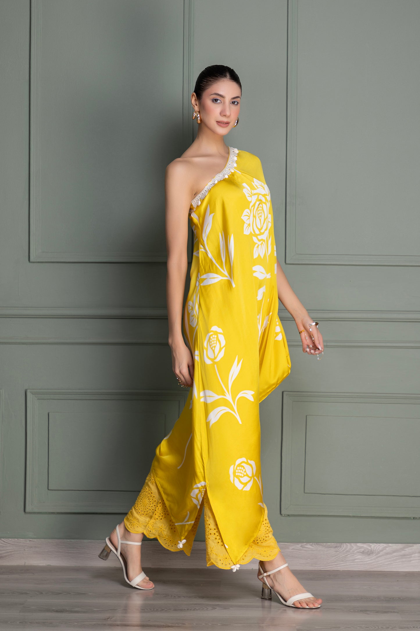 Yellow Drape Printed Indie-Fusion Set