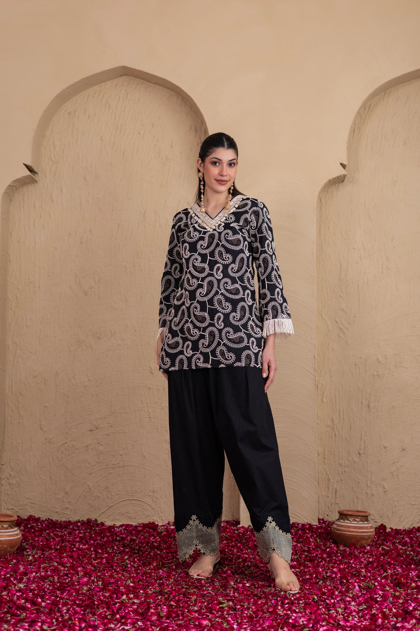 BLACK AND CREAM PAISLEY EMBROIDERED SUIT SET