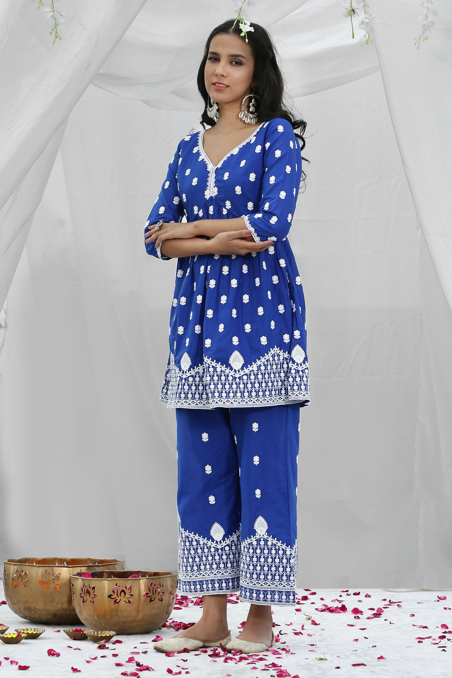 Indigo White Floral Embroidery Kurta Set