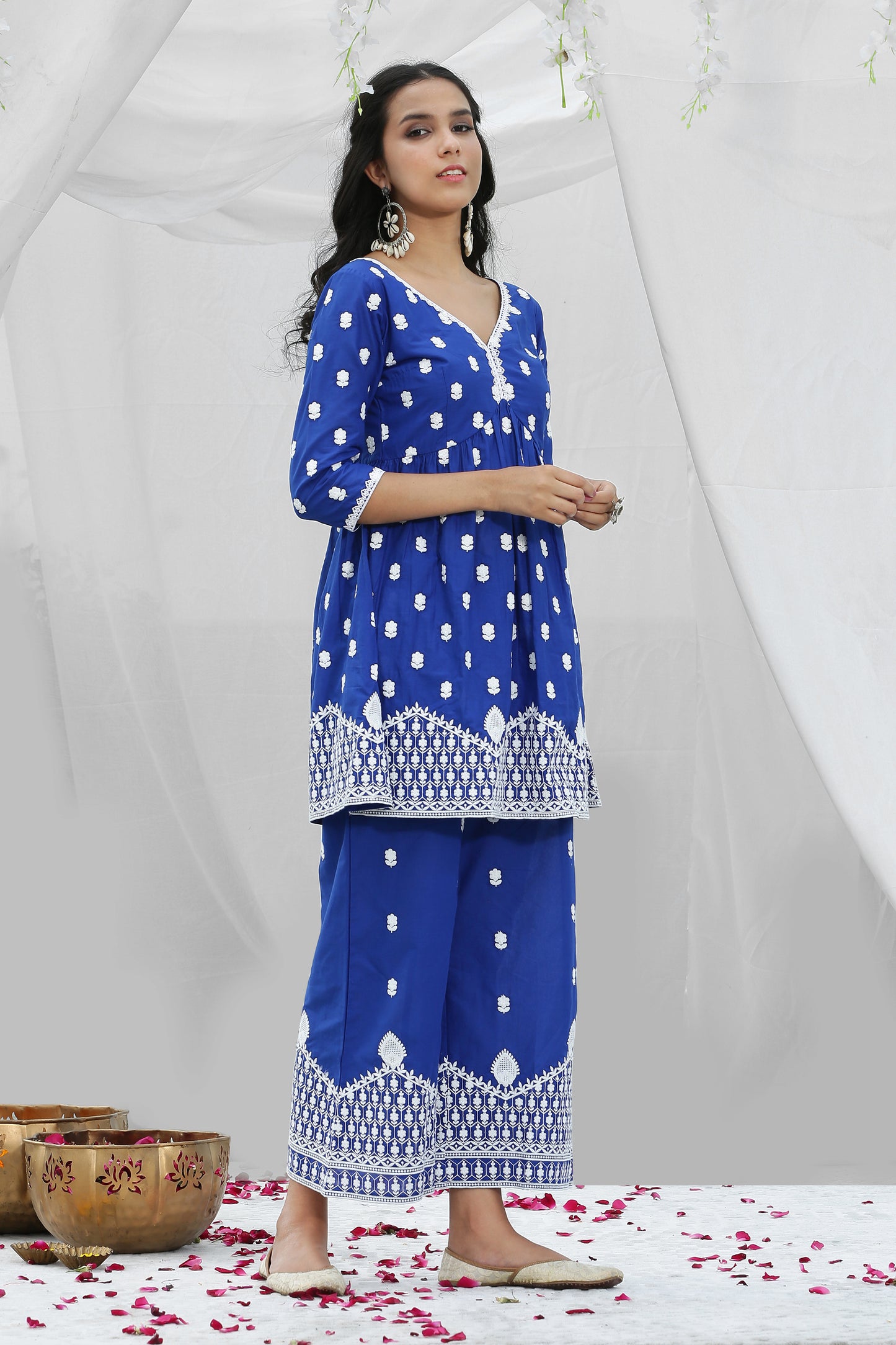 Indigo White Floral Embroidery Kurta Set