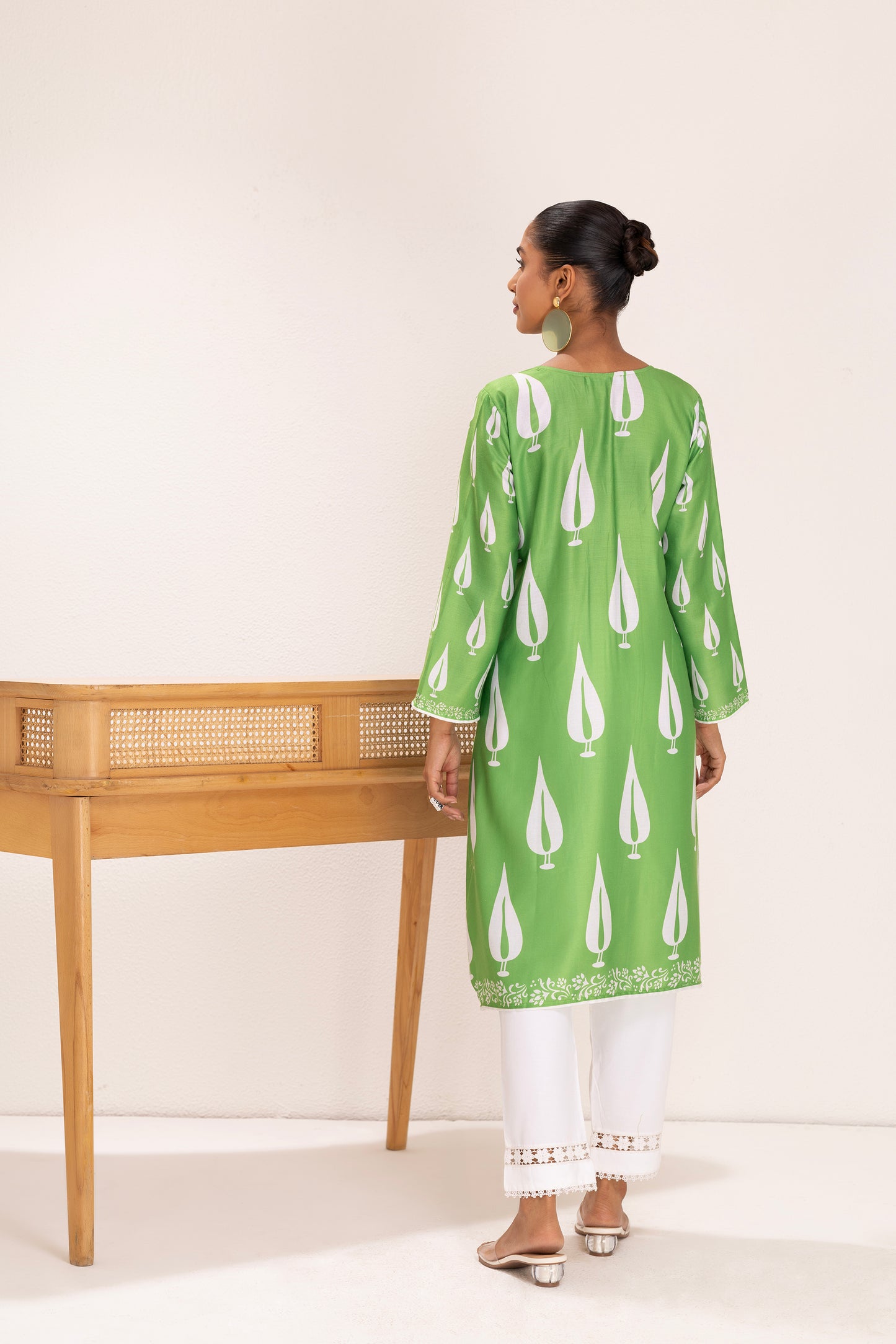 GREEN LEAF MOTIF KURTA SET
