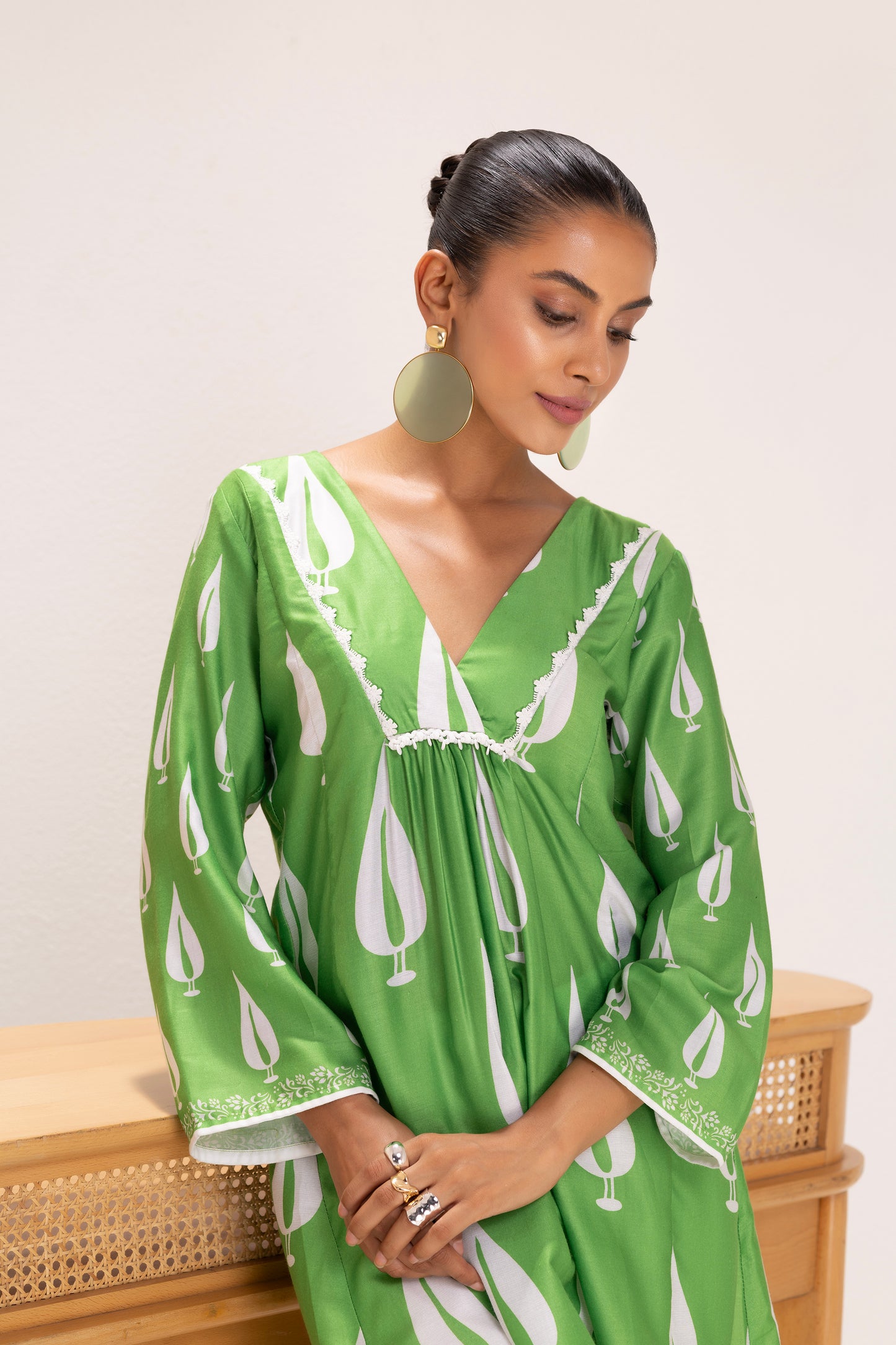 GREEN LEAF MOTIF KURTA SET