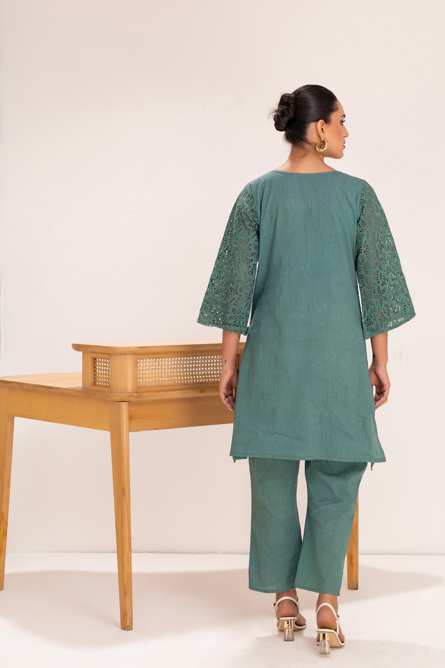 Green Floral Embroidered kurta set