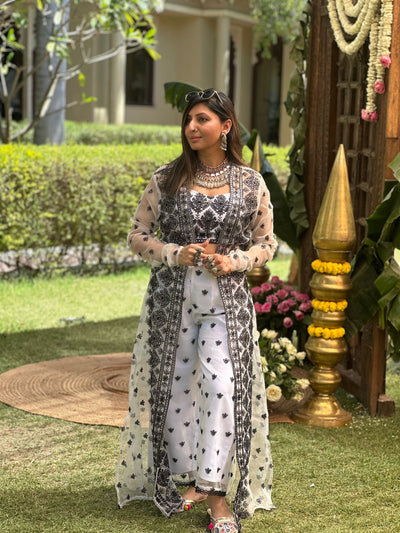 Off-WHITE AND BLACK EMBROIDERED INDO-WESTERN SET