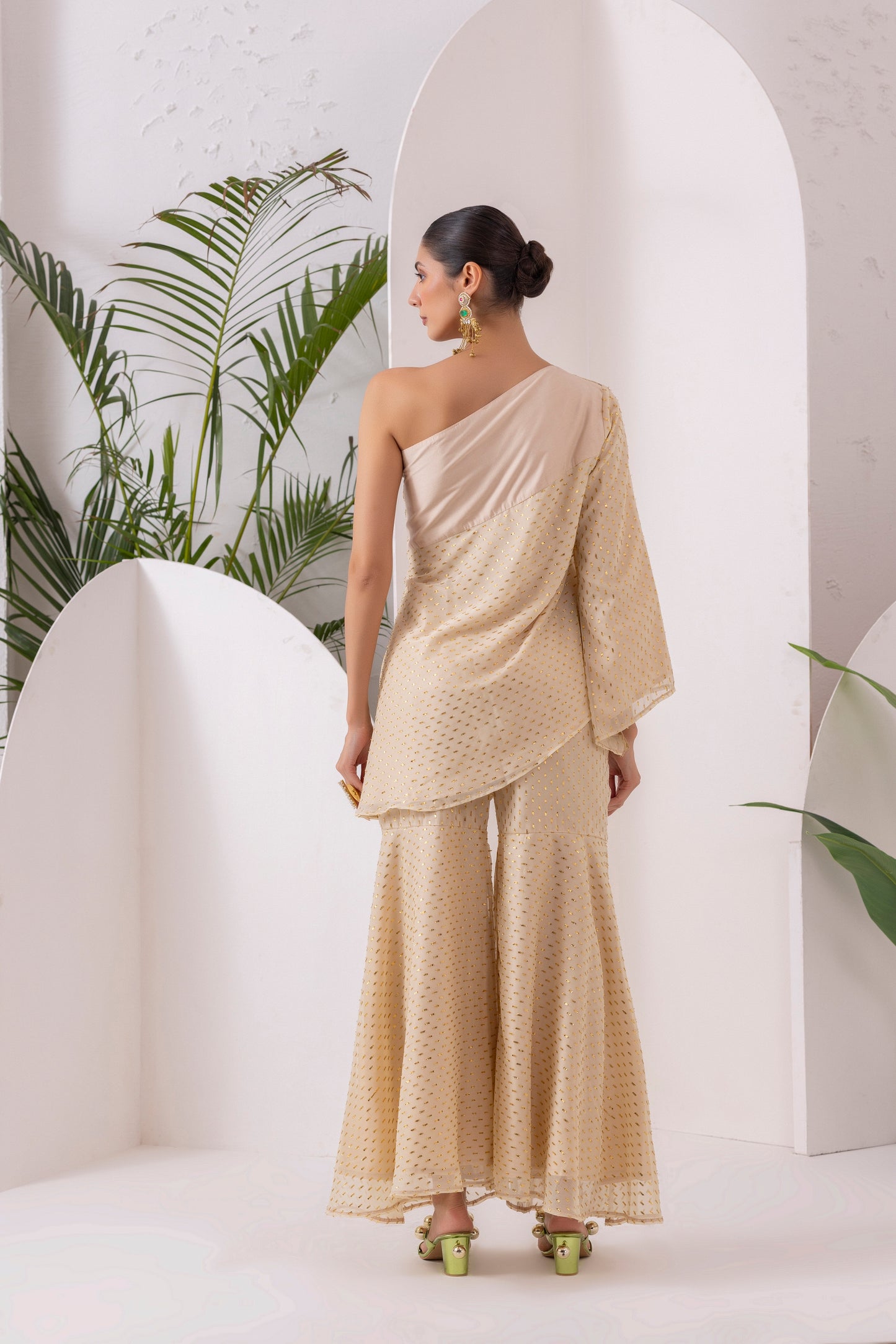 BEIGE GOLD OFF-SHOULDER FUSION SET