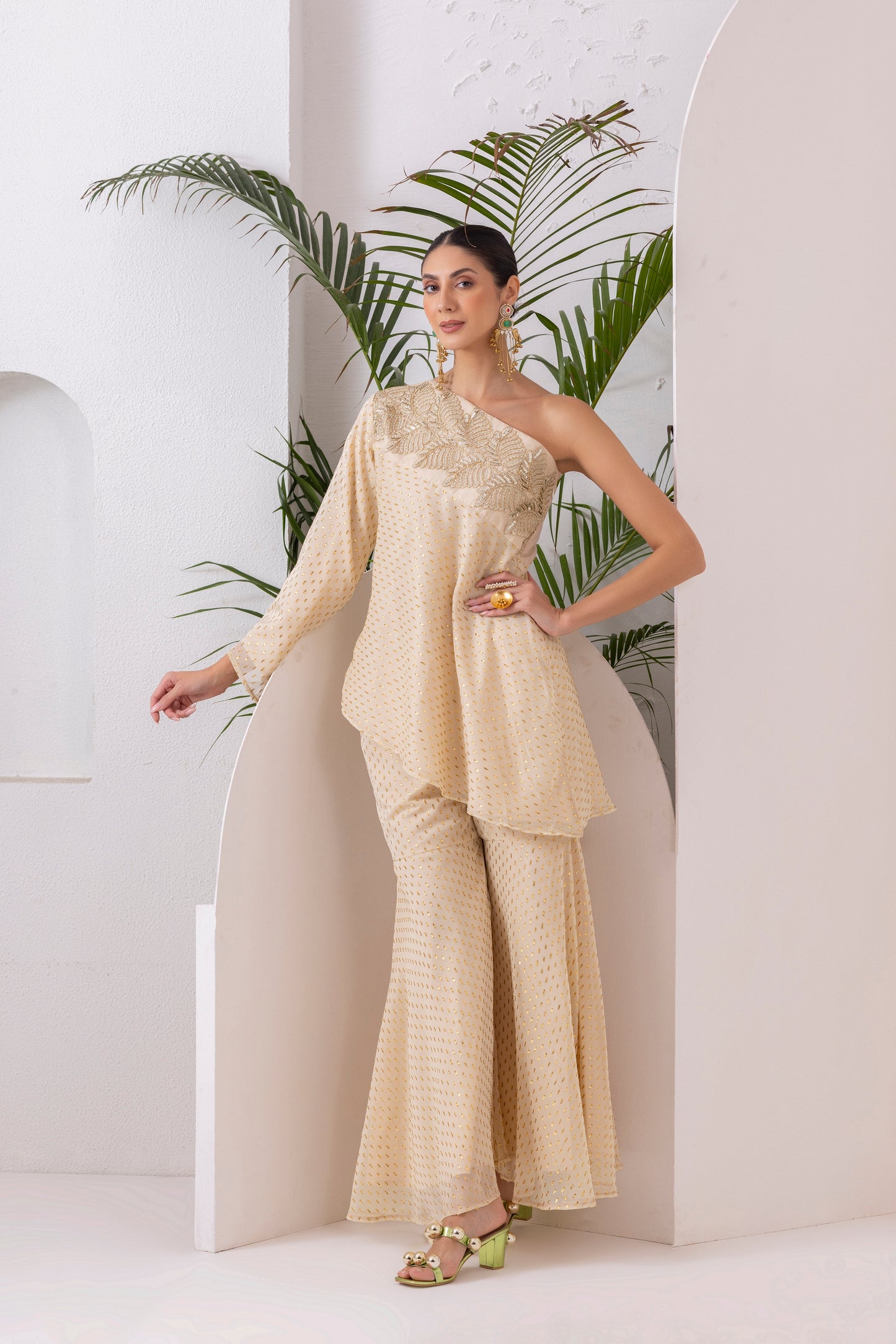 BEIGE GOLD OFF-SHOULDER FUSION SET