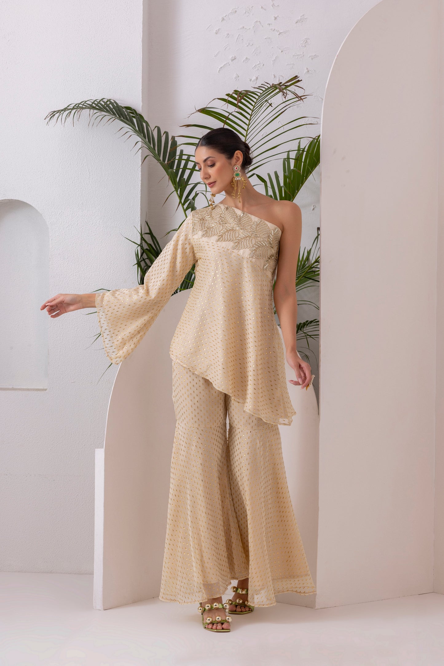 BEIGE GOLD OFF-SHOULDER FUSION SET