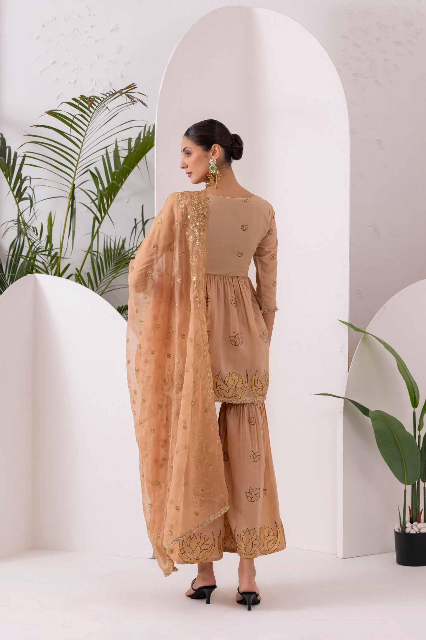 GOLD PRINTED SUIT SET