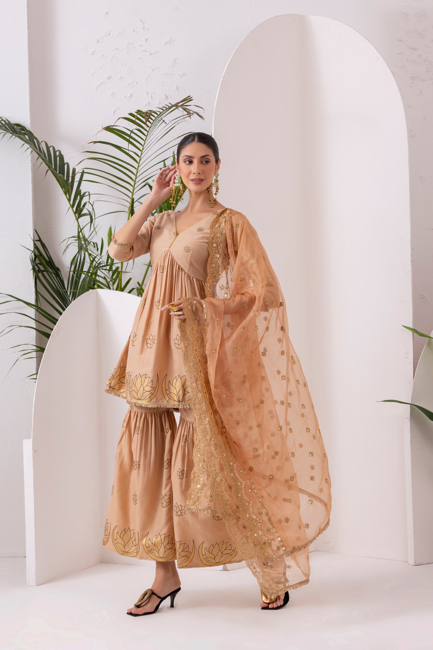 GOLD PRINTED SUIT SET