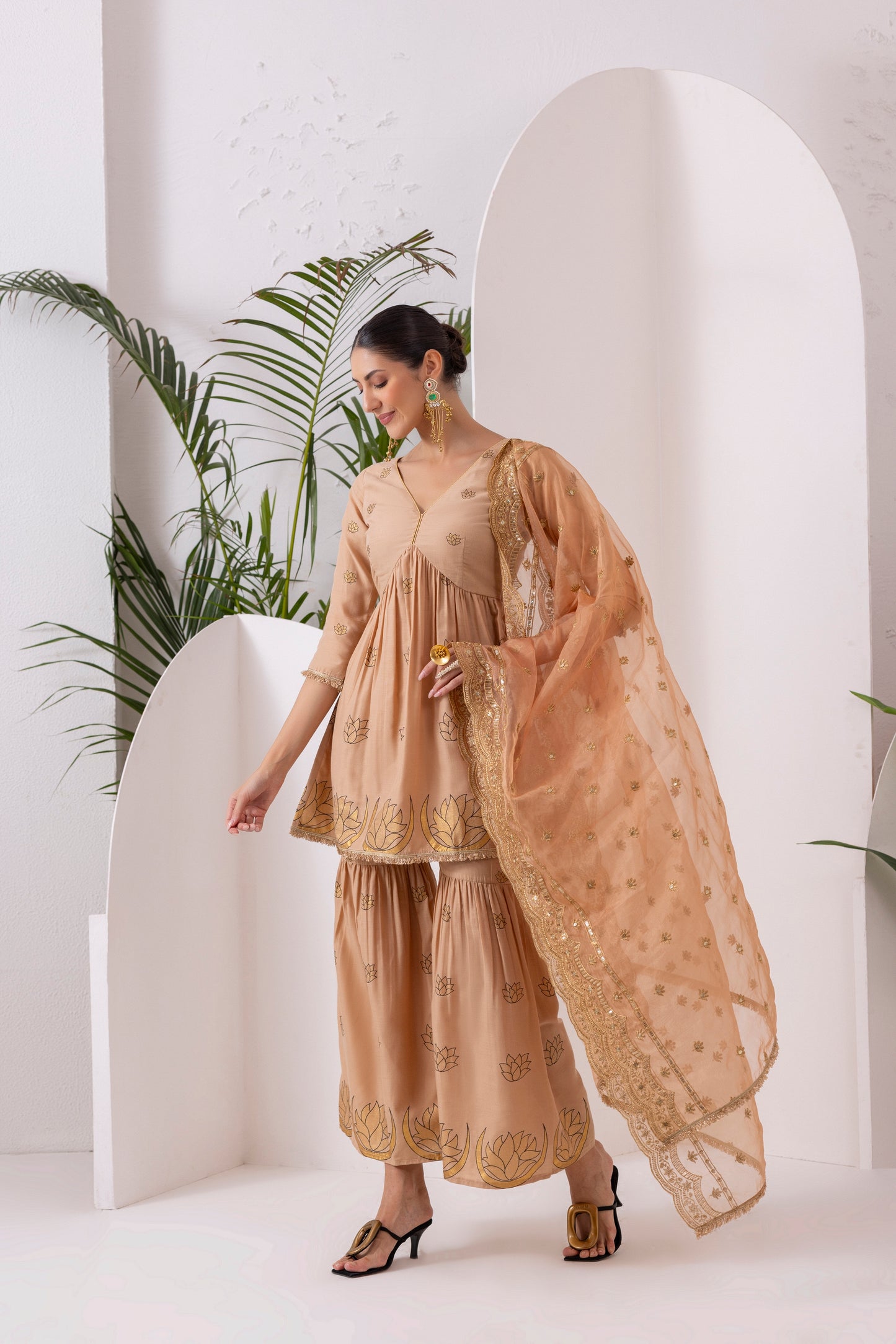 GOLD PRINTED SUIT SET