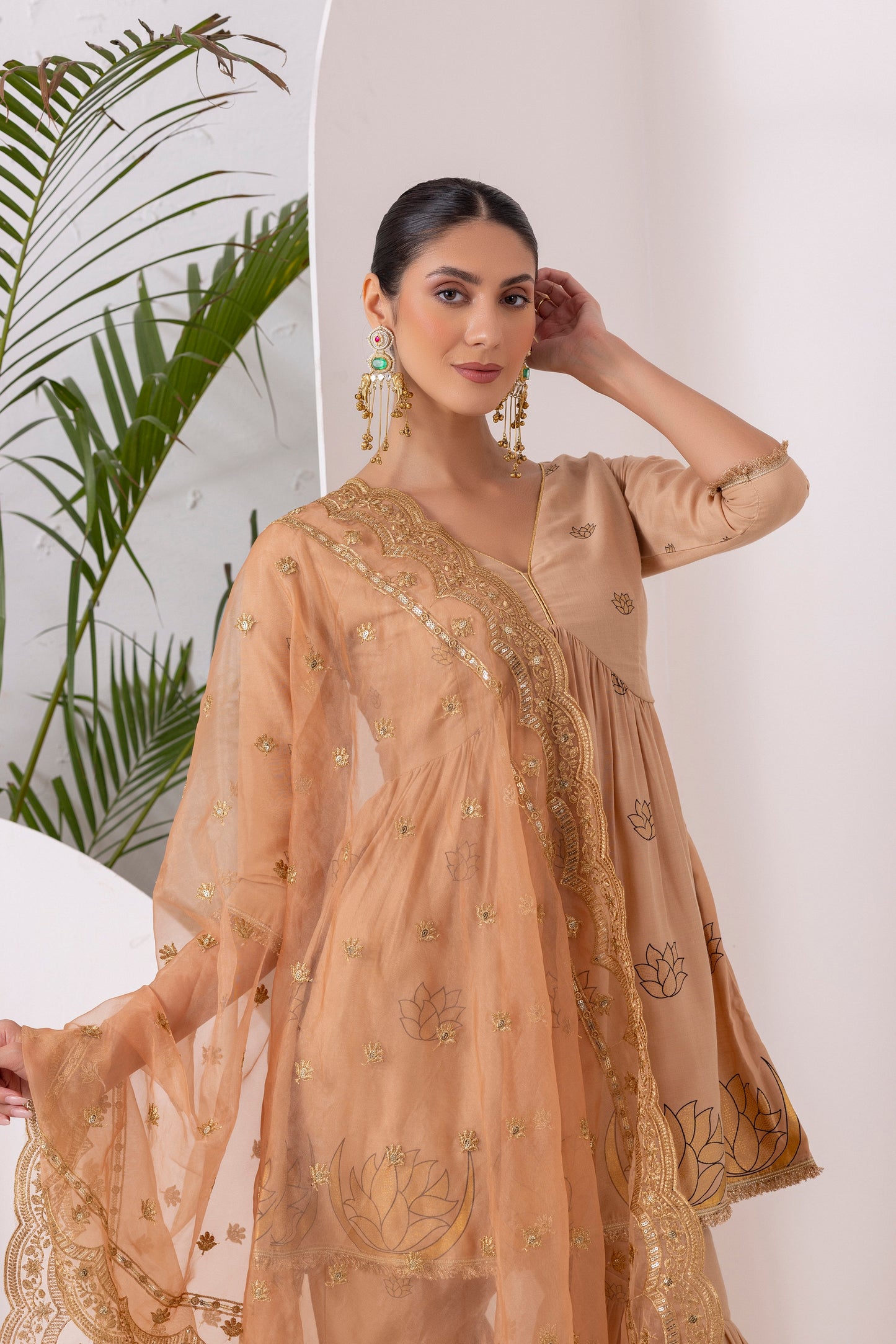 GOLD PRINTED SUIT SET