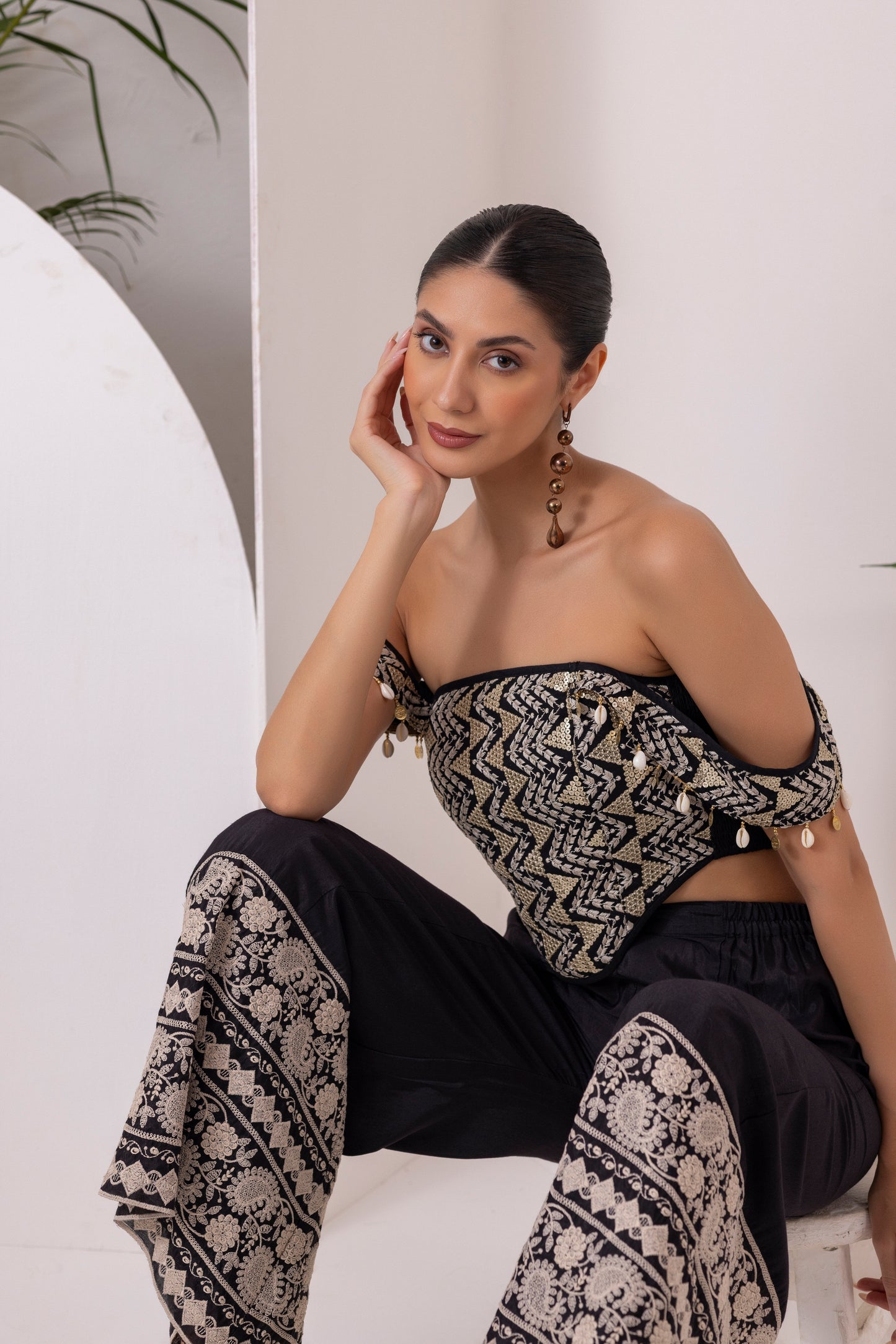 BLACK AND GOLD CORSET WITH WIDE EMBROIDERD PLAZZO FUSION SET