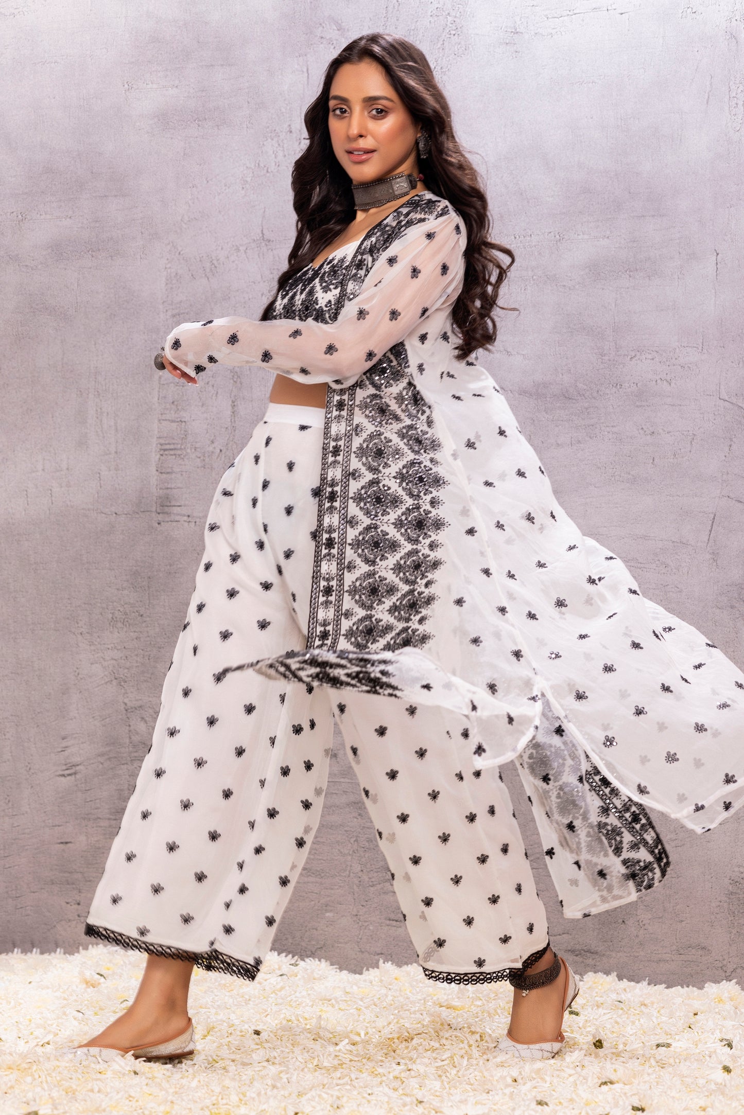 Off-WHITE AND BLACK EMBROIDERED INDO-WESTERN SET