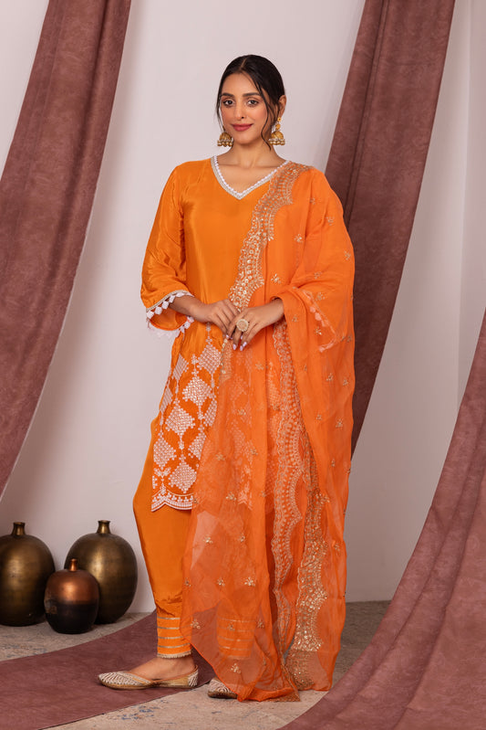 ORANGE CREPE SUIT SET WITH ORGANZA DUPATTA