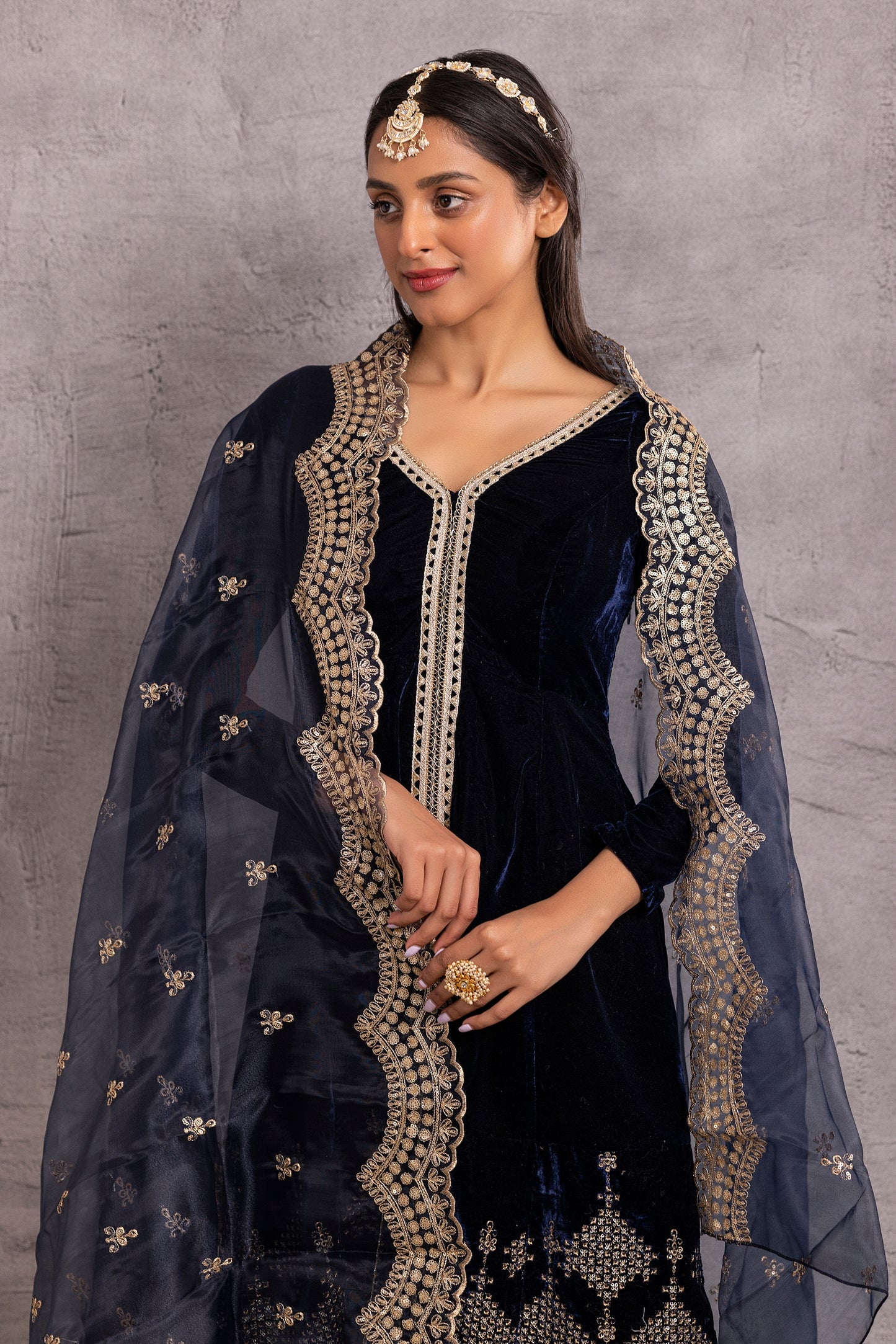 Navy blue velvet Suit Set with Organza Dupatta