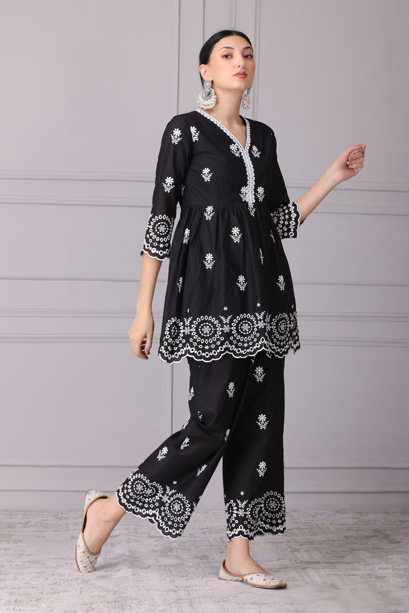 Black Chand Embroidered Kurta Set