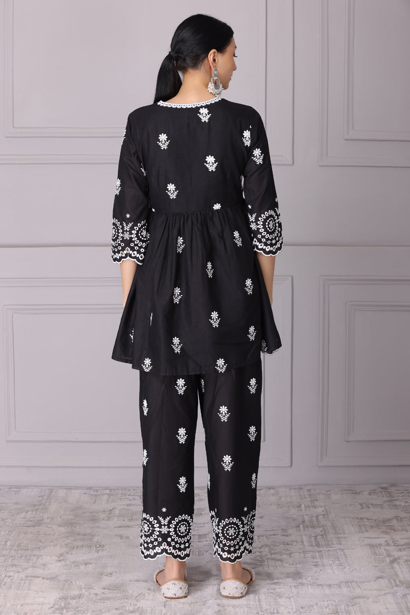 Black Chand Embroidered Kurta Set