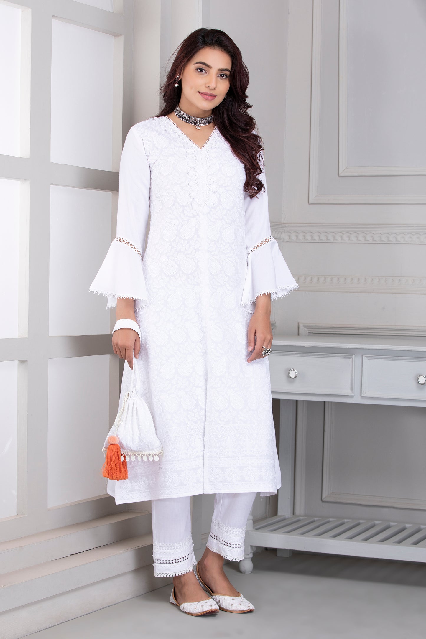 White Lucknowi Chikankari Kurta Set