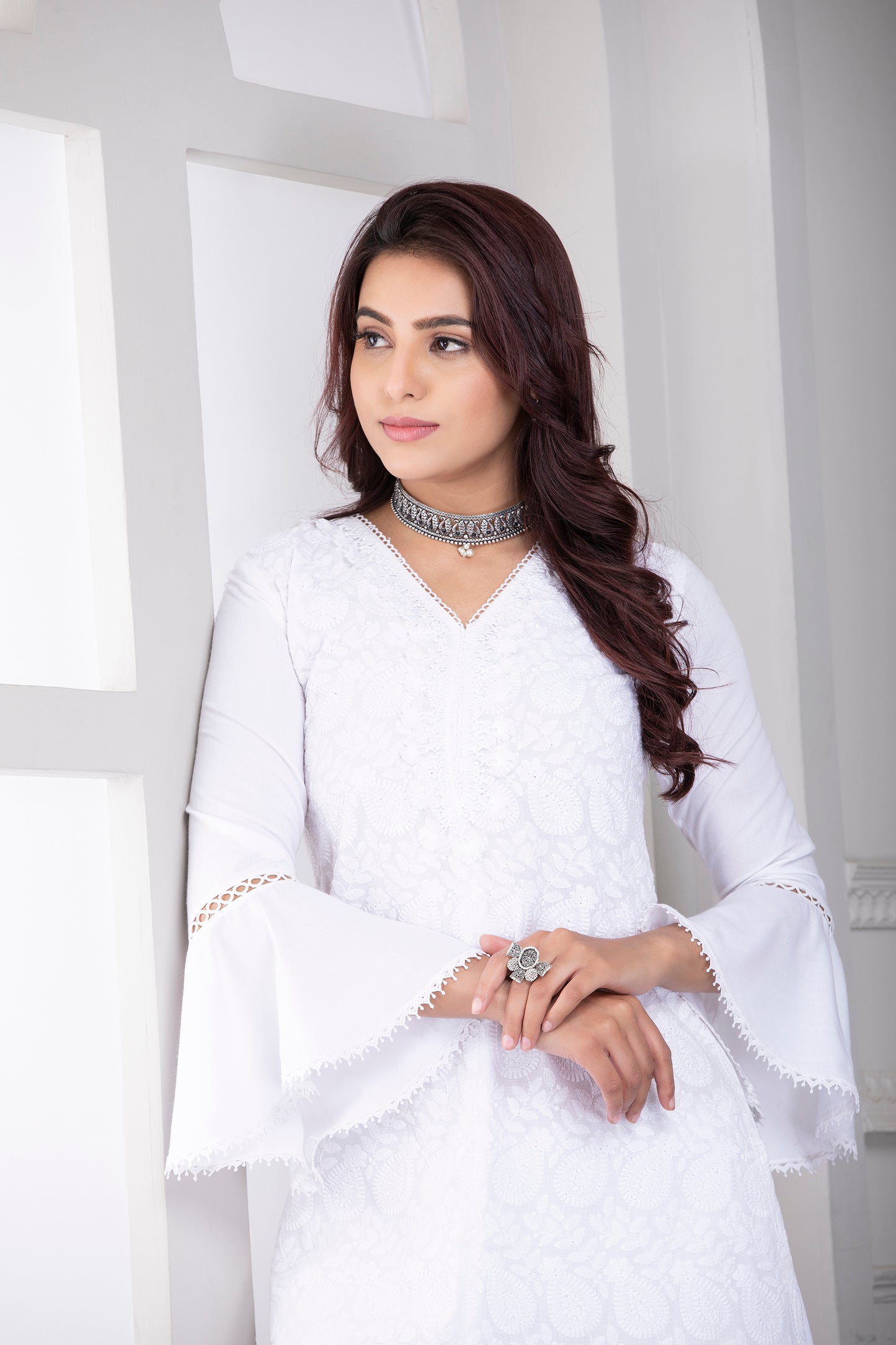 White Lucknowi Chikankari Kurta Set