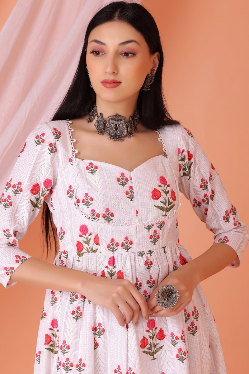 White Floral Embroidered Kurta Set