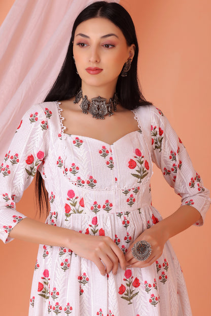 White Floral Embroidered Kurta Set