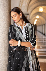 BLACK AND WHITE EMBROIDERED SUIT SET