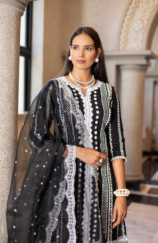 BLACK AND WHITE EMBROIDERED SUIT SET
