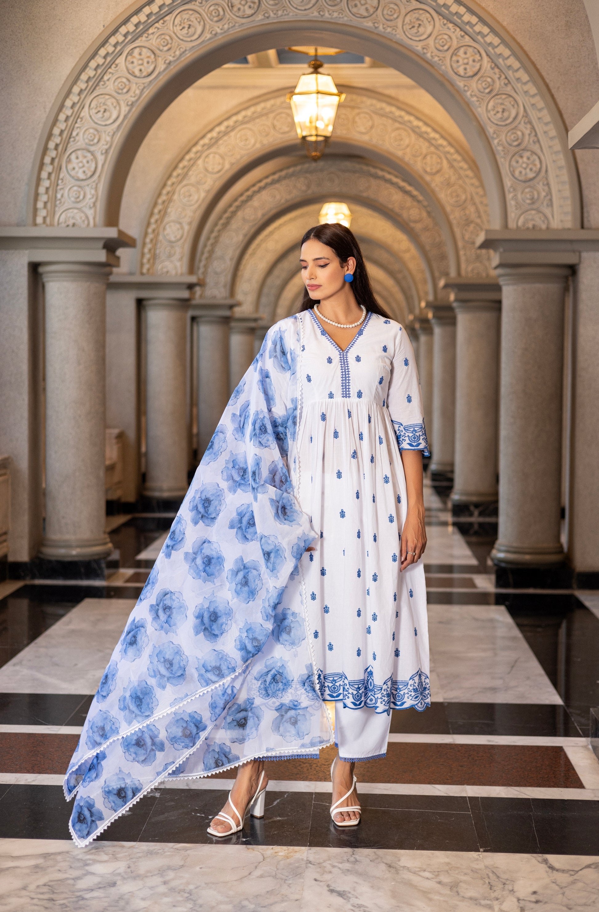 WHITE SUIT SET WITH BLUE FLORAL EMBROIDERY AND PRINTED ORGANZA DUPATTA Sewandyou WHITE SUIT SET WITH BLUE FLORAL EMBROIDERY AND PRINTED ORGANZA DUPATTA Sewandyou
