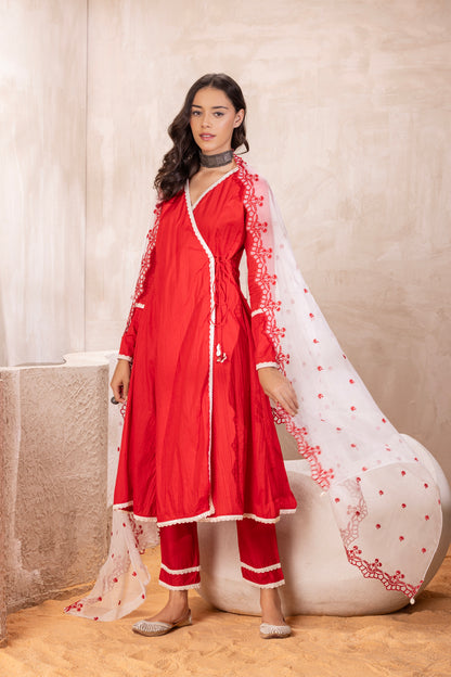 RED CRUSH KURTA SET WITH CREAM ORGANZA DUPATTA