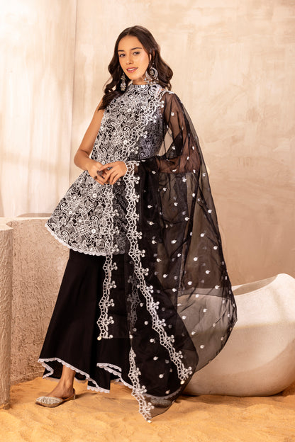 BLACK HALTER EMBROIDERED KURTA SET WITH ORGANZA DUPATTA