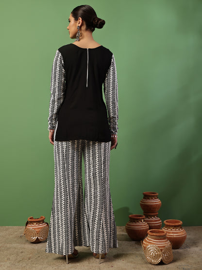 Black and White Sequence Embroidered Fusion Fit