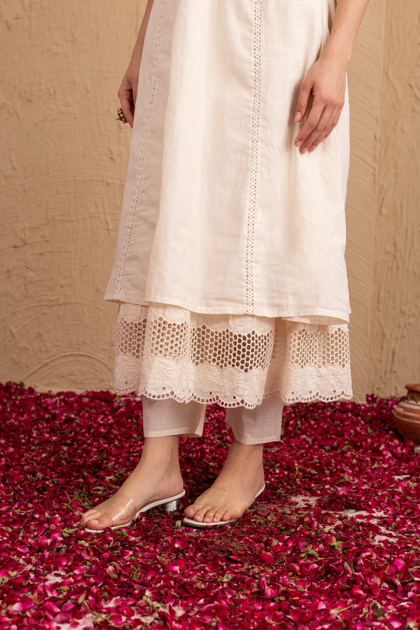 CREAM SUIT SET WITH YELLOW FLORAL PRINTED ORGANZA DUPATTA