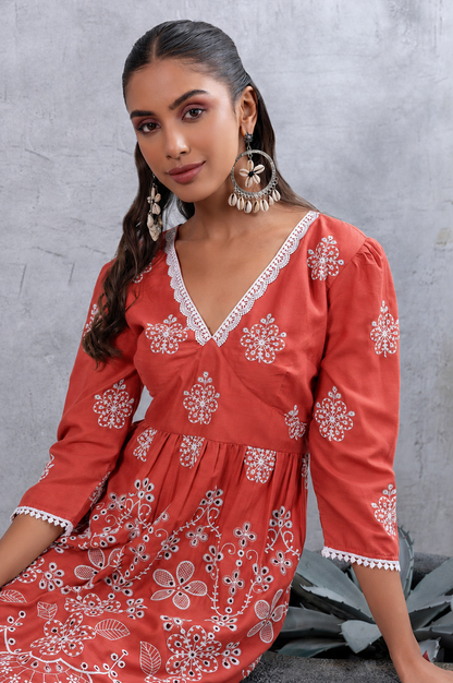 Rust And White Fit & Flare Kurta Set with Scalloped Floral Chikankari Embroidery