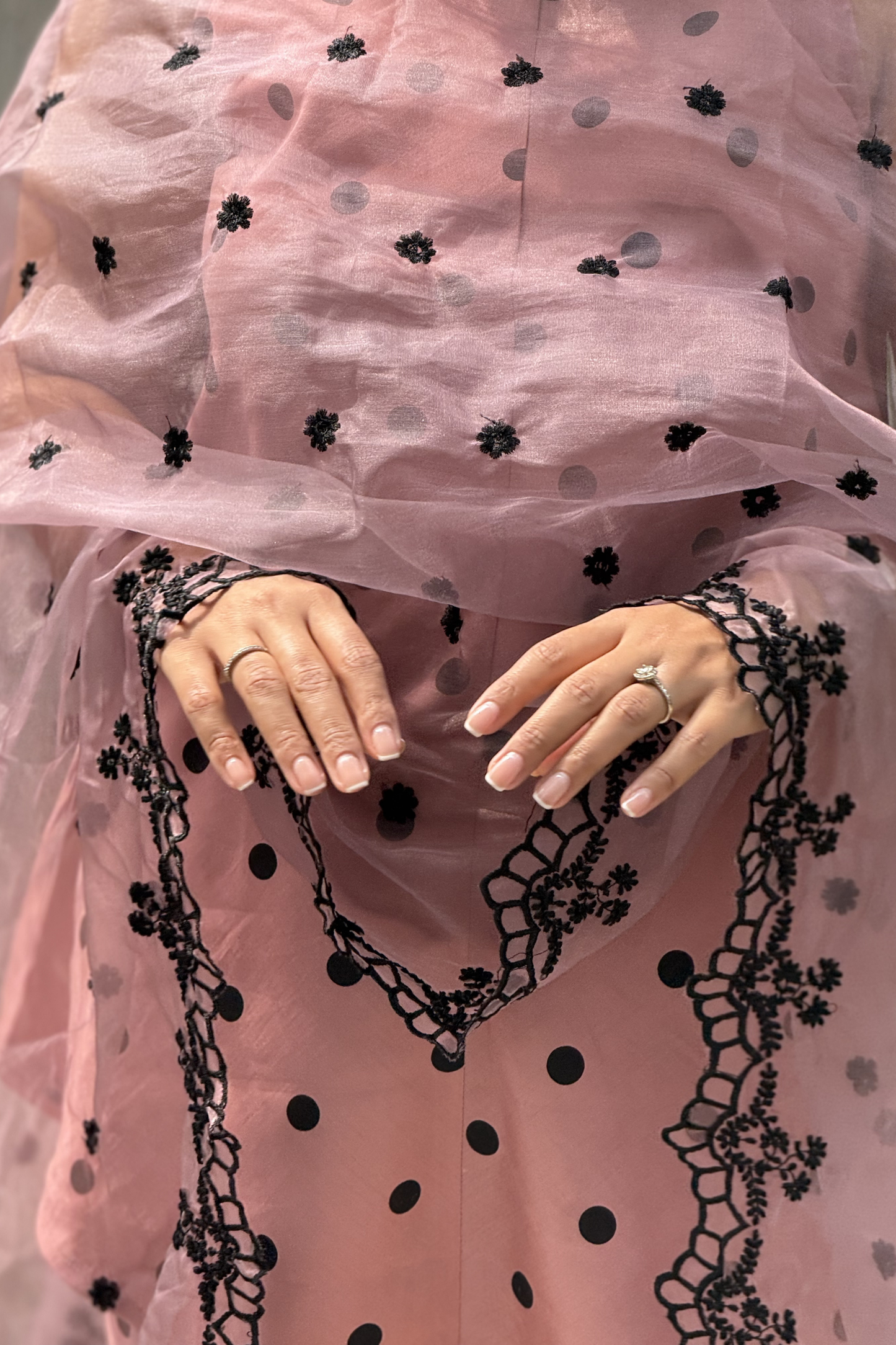 MAUVE POLKA DOT SET WITH EMBROIDERED ORGANZA DUPATTA