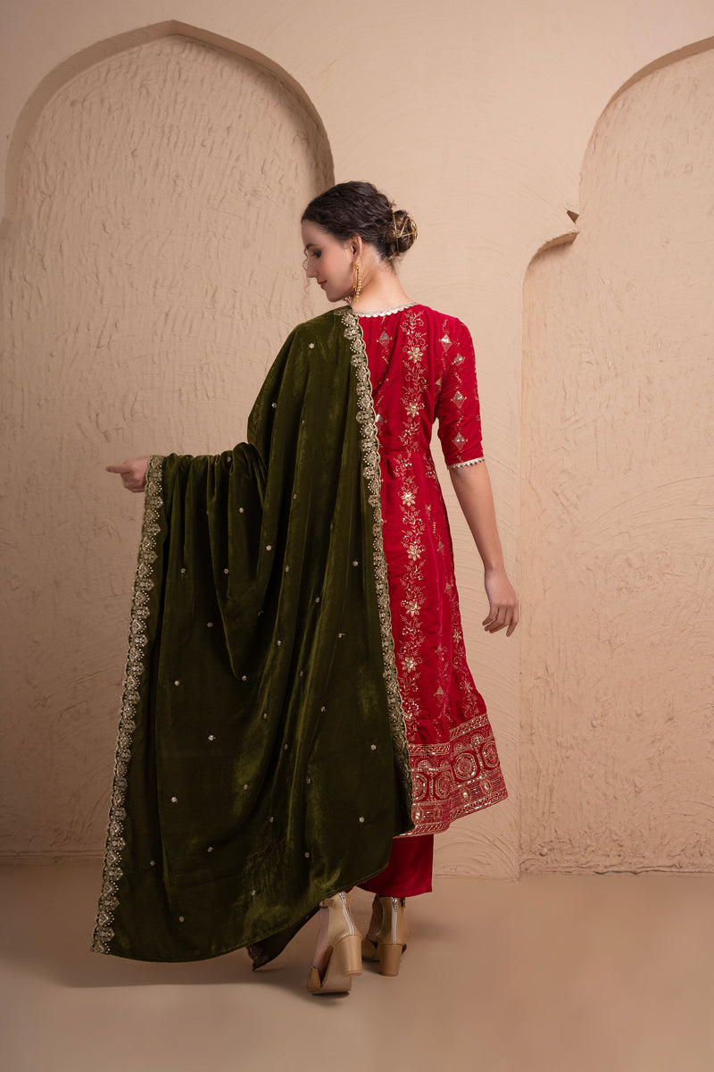 DARK GREEN EMBROIDERED VELVET DUPATTA