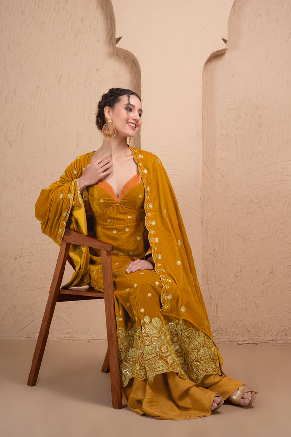 MUSTARD GOLD EMBROIDERED VELVET DUPATTA