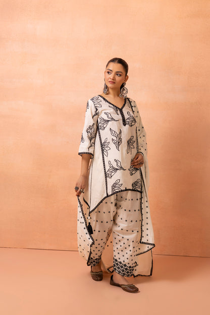 Cream And Black Embroidered Farshi Salwar Suit Set