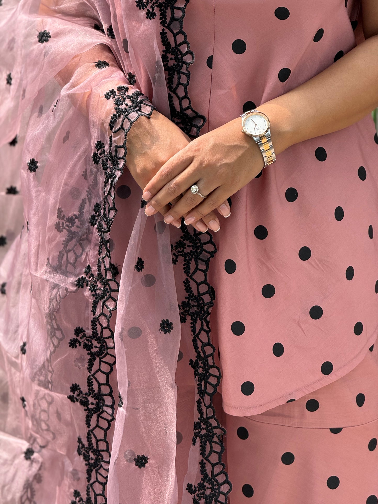 MAUVE POLKA DOT SET WITH EMBROIDERED ORGANZA DUPATTA