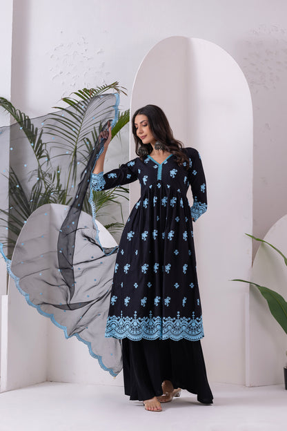 BLACK AND BLUE EMBROIDERED SUIT SET