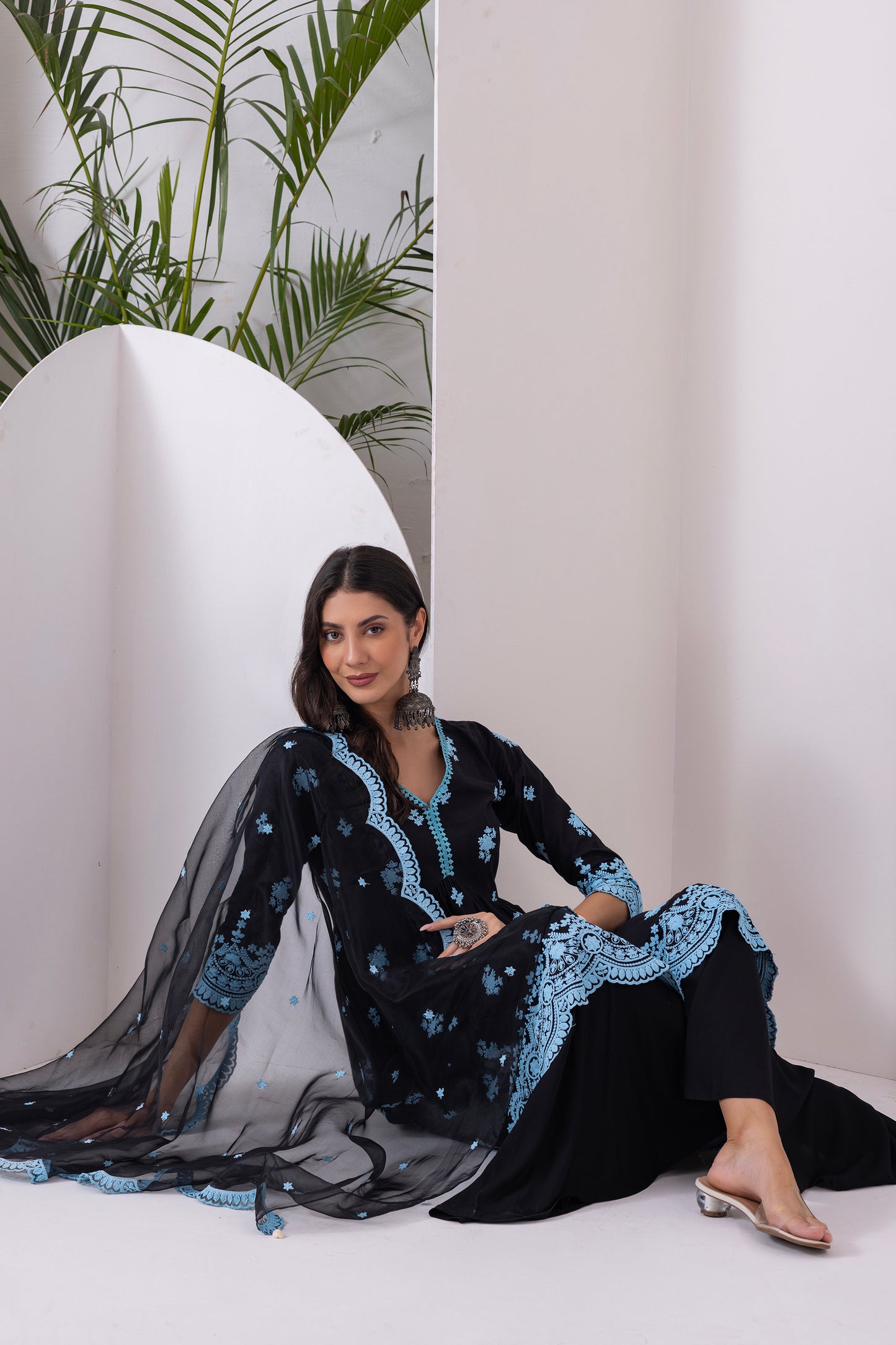 BLACK AND BLUE EMBROIDERED SUIT SET