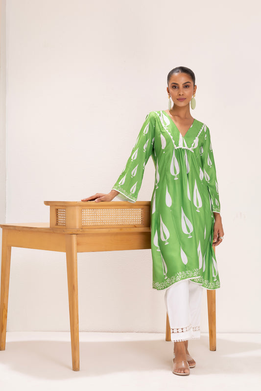GREEN LEAF MOTIF KURTA SET