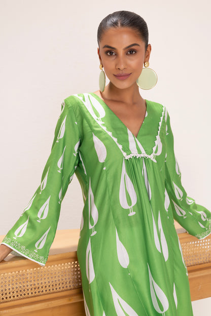 GREEN LEAF MOTIF KURTA SET