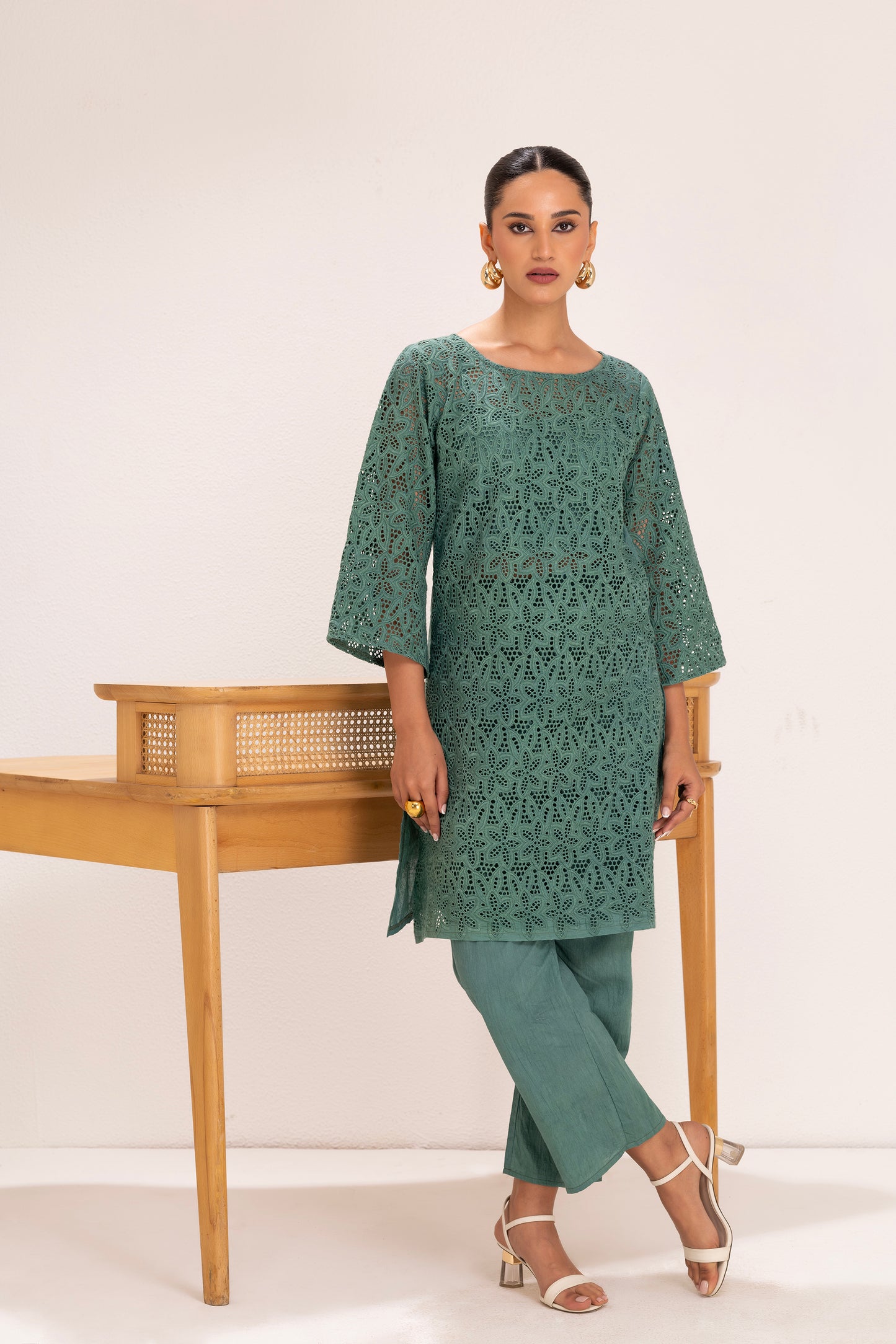 Green Floral Embroidered kurta set