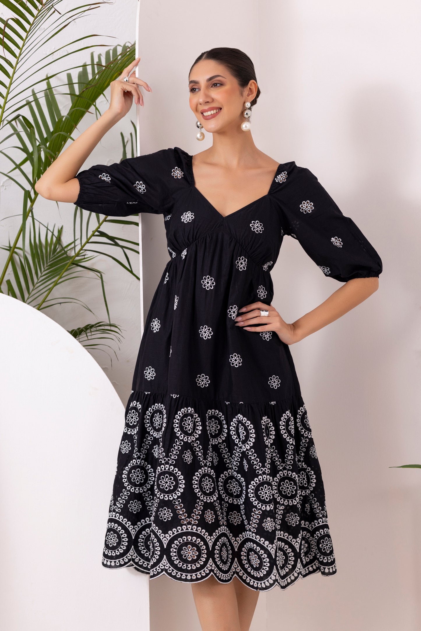 Black Floral Embroidery Midi Dress