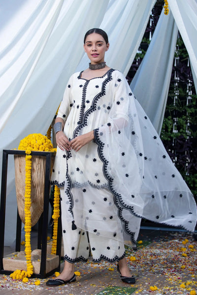 Embroidered Kurta Set