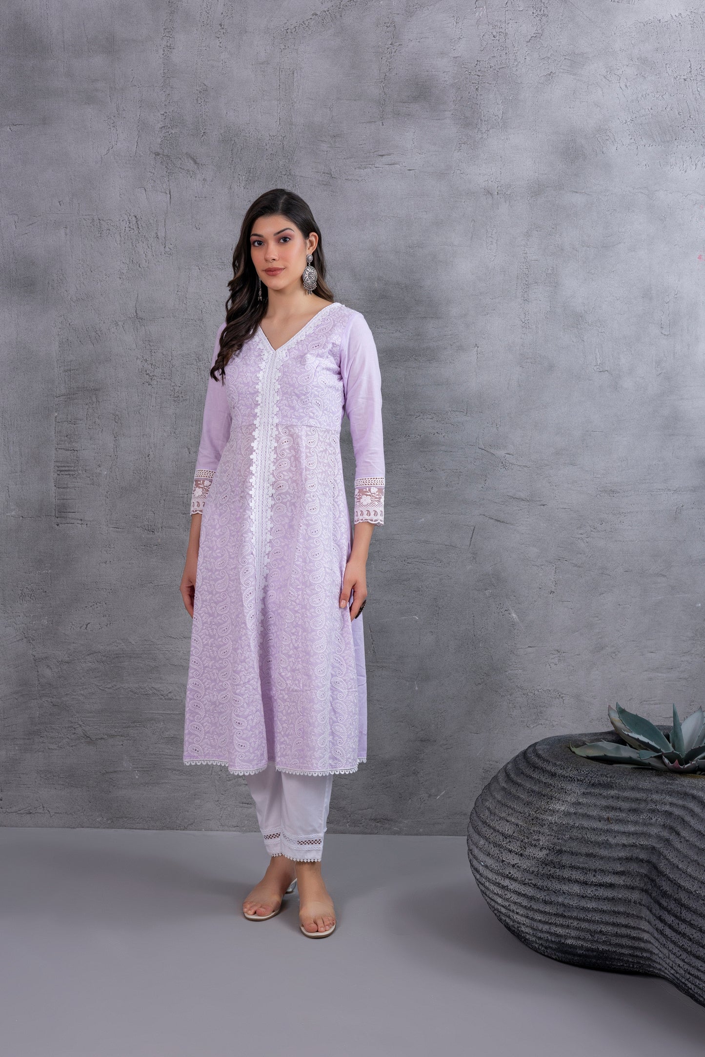 Lavender Lucknowi Chikankari Kurta Set