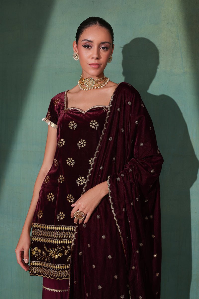 MULBERRY GOLD EMBROIDERED VELVET DUPATTA