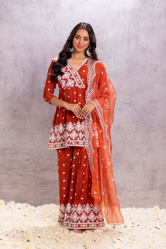 CORAL Crepe Embroidered SUIT SET